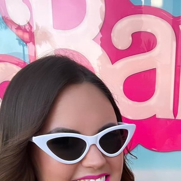 Vintage cat eye sunglasses
